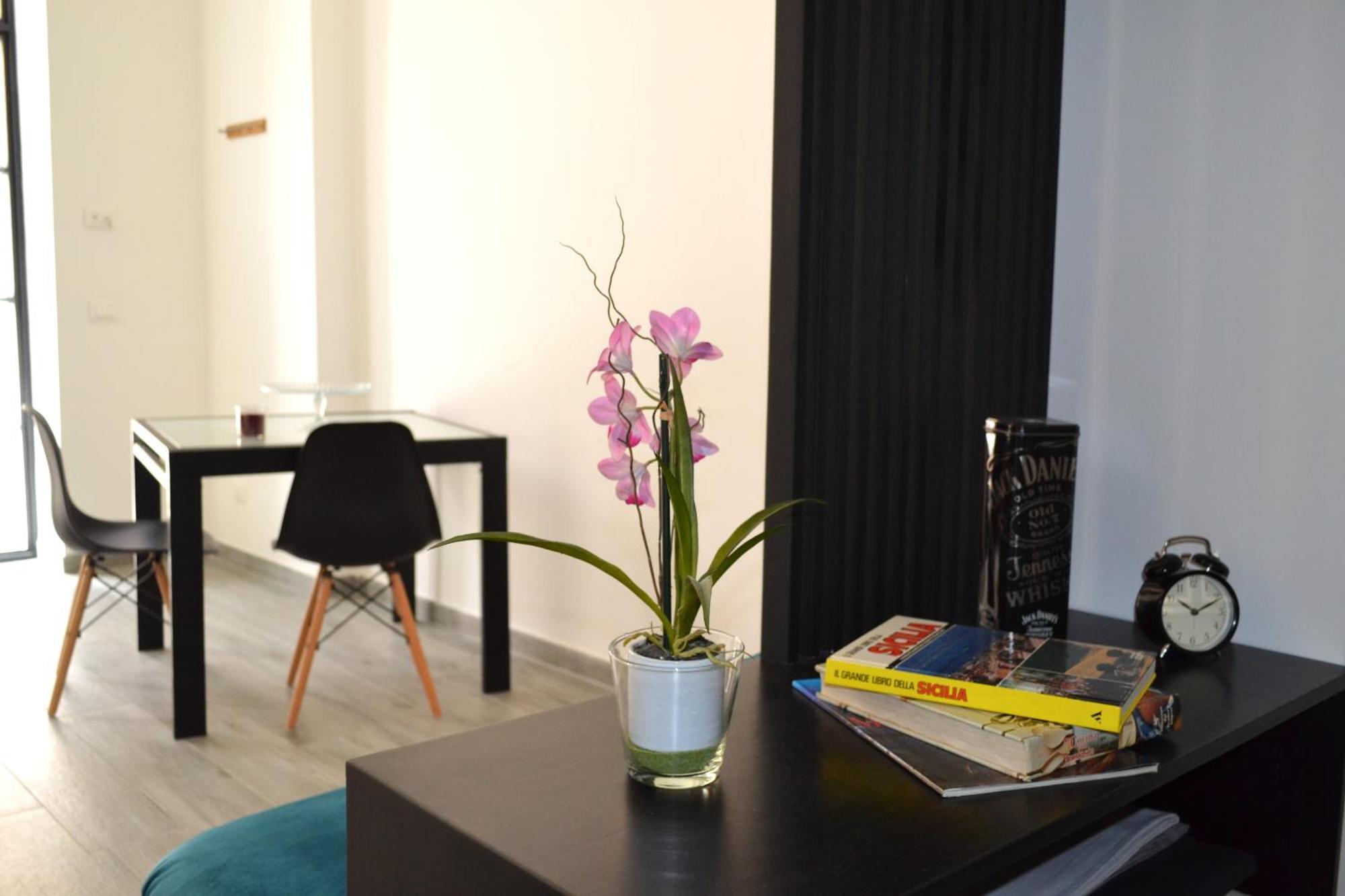 Urban Loft Apartment Palermo Bagian luar foto